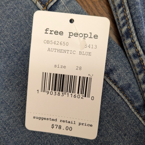 Free People - Penny Pull-on Flare Jeans - Sz 28 - Picture 3 of 5